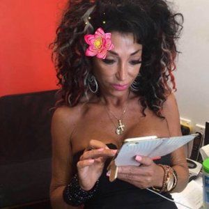 Meet your Posher, Sandra